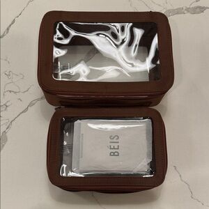 BÉIS The Inflight Cosmetic Set in Maple